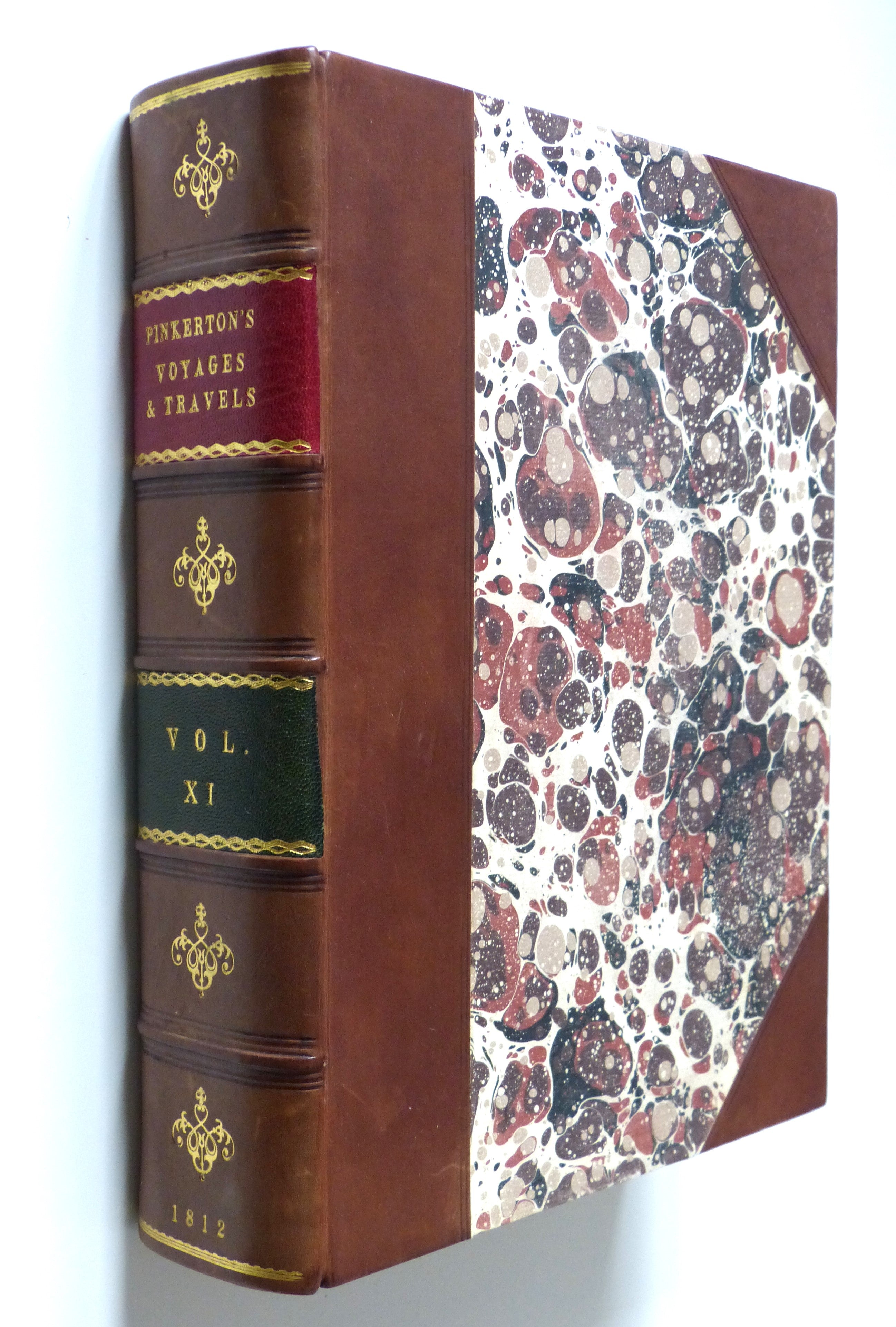 A General Collection of the best and most interesting Voyages and Travels al all parts of the World Volume 11 by PINKERTON, John (EDit.).