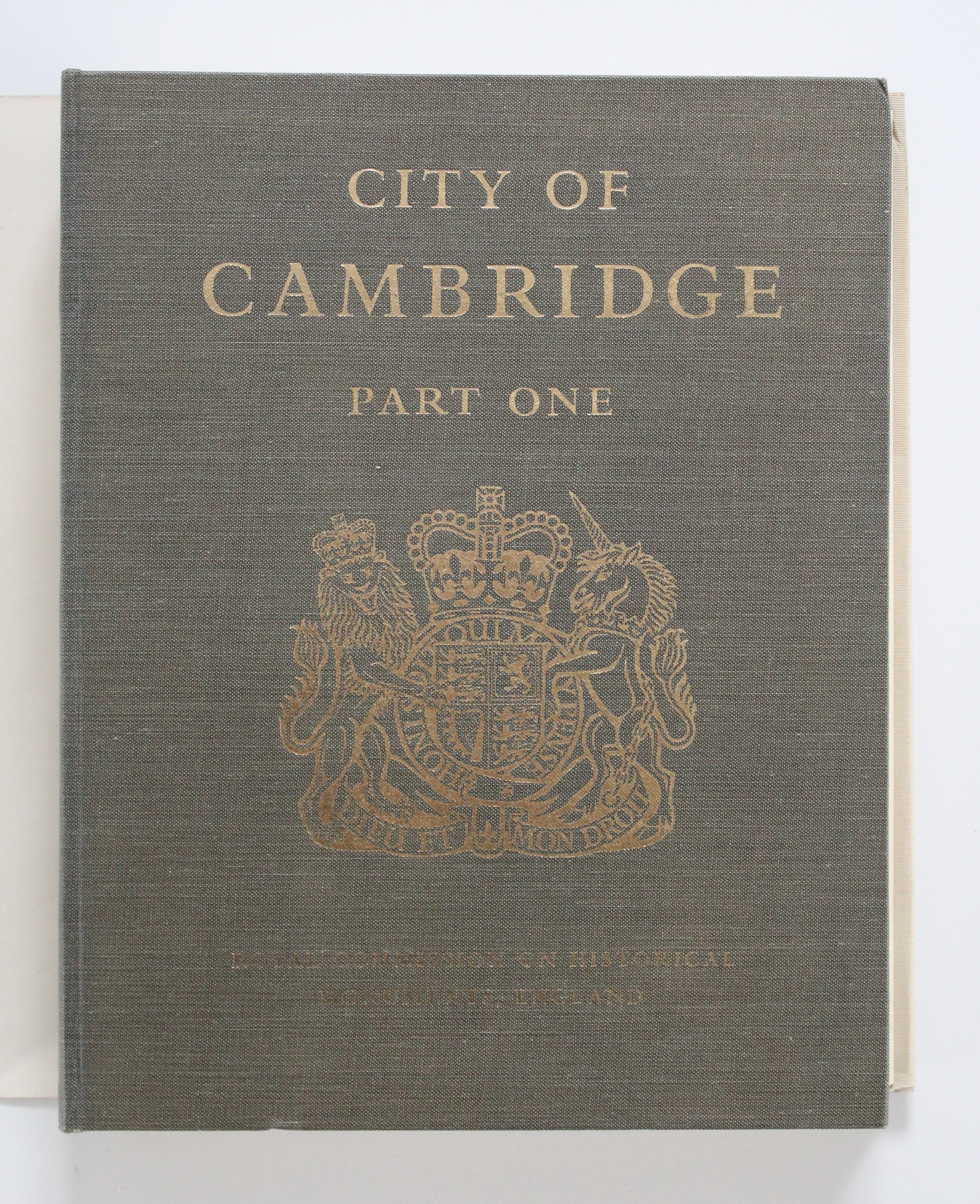 An Inventory of the historical monuments in the City of Cambridge. 2 volumes plus maps