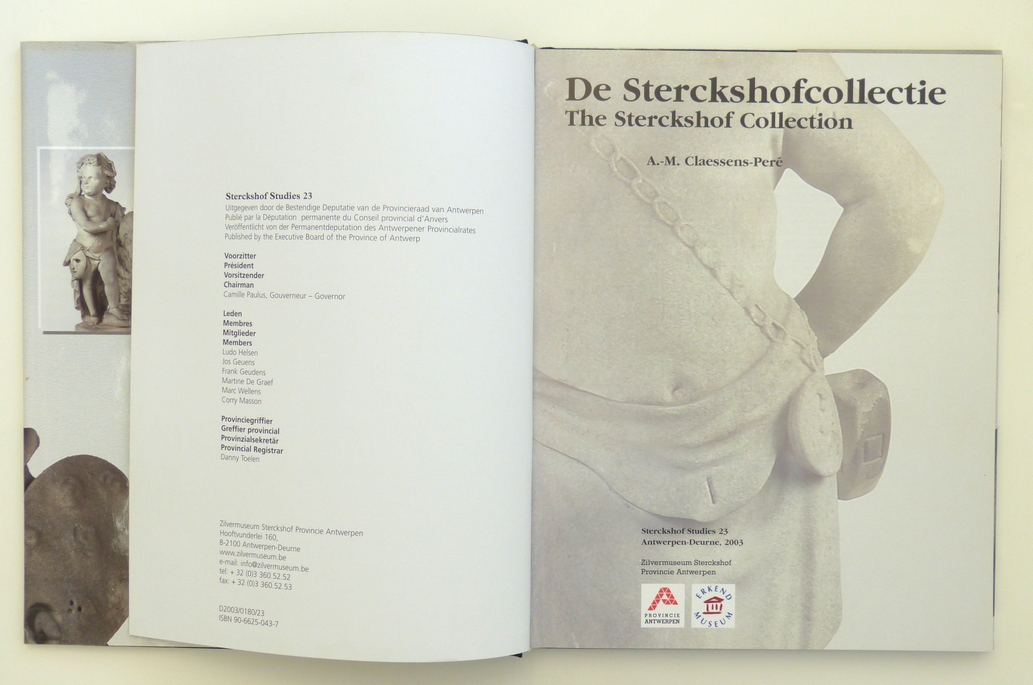 De Sterckshofcollectie The Sterckshof Collection by Claessens-Pere, Anne-Marie