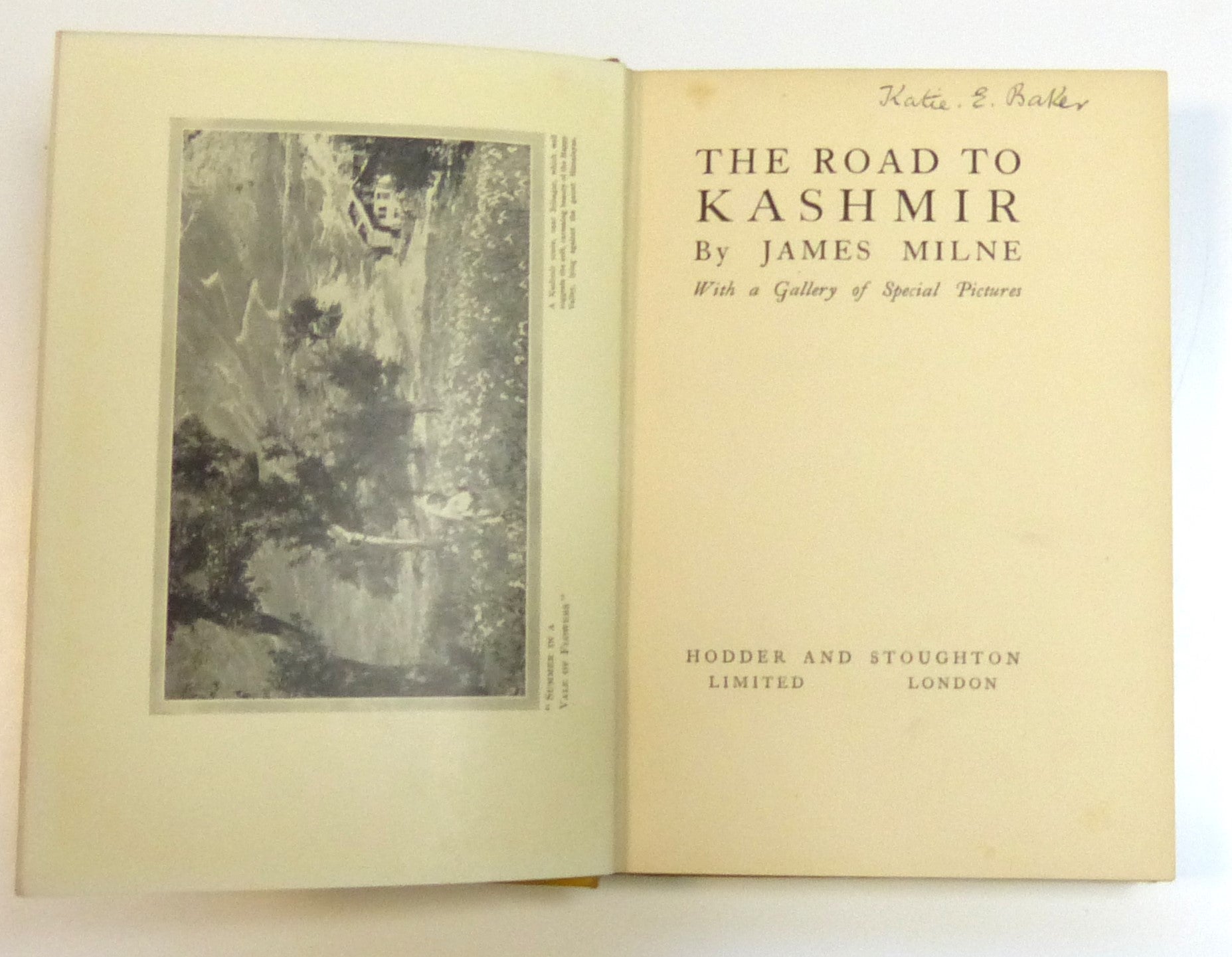 The Road to Kashmir by  Milne,James